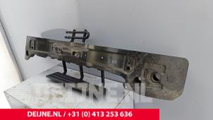 Ford Transit Bumperframe voor O284169 foto 2