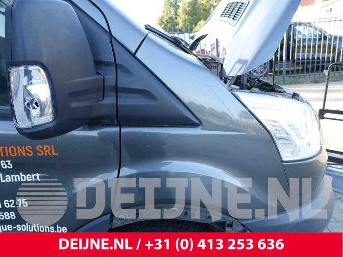 Ford Transit Kotflügel rechts vorne O284199
