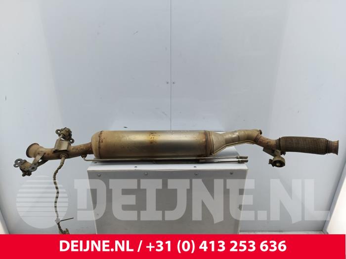 Gebruikte Roetfilter Peugeot Expert (V1/VA/VB/VE/VF/VT/VY) 2.0 Blue HDi 150 16V Prijs € 598,95 Inclusief btw aangeboden door van Deijne Onderdelen Uden B.V.