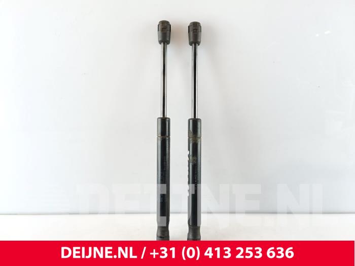 Volvo V70 Gasdemper Motorkap Set O284234