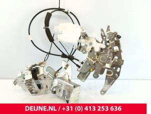 Nissan NV200 Schuifdeur Slotmechaniek rechts O284241 foto 2