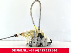 Mercedes Sprinter Deurslot Mechaniek 2Deurs rechts O284244 foto 2