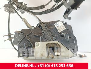 Ford Transit Custom Sliding door lock mechanism, right O284273 photo 3