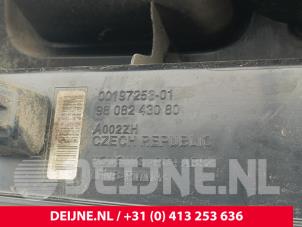 Citroen Jumpy Taillight, right O284278 photo 3