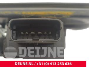 Citroen Jumpy Window mechanism 2-door, front right O284330 photo 3