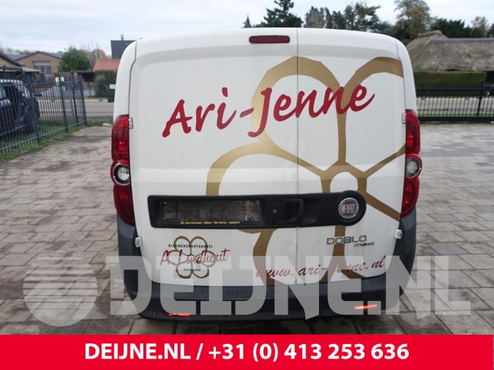 Fiat Doblo Hecktür Bus-Lieferwagen O284351