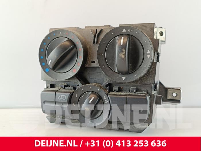 Mercedes Vito Heizung Bedienpaneel O284452
