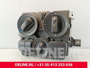 Gebruikte Chaufage Bedieningspaneel Mercedes Vito (639.6) 2.2 110 CDI 16V Euro 5 Prijs € 36,30 Inclusief btw aangeboden door van Deijne Onderdelen Uden B.V.
