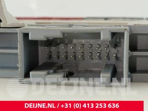 Iveco New Daily Paniekverlichtings Schakelaar O284494 foto 3