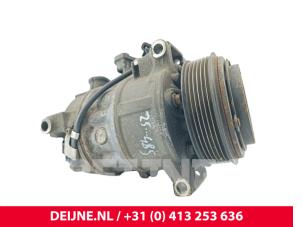 Mercedes Vito Air conditioning pump O284534 photo 2