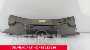 Gebruikte Frontpaneel Mercedes Vito (447.6) 2.2 116 CDI 16V Prijs € 60,50 Inclusief btw aangeboden door van Deijne Onderdelen Uden B.V.