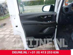Mercedes Vito Door 2-door, left O284563 photo 2