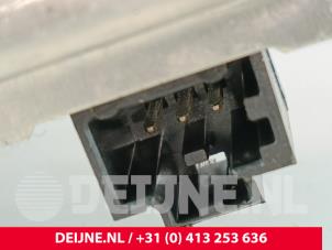 Volvo XC60 Ruitenwissermotor achter O284593 foto 3