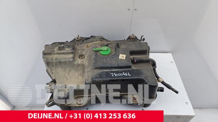 Renault Trafic Adblue tank O284611