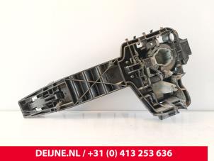 Mercedes Vito Türgriff 2-türig rechts O284613 foto 2