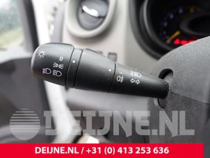 Renault Trafic Steering column stalk O284666 photo 2