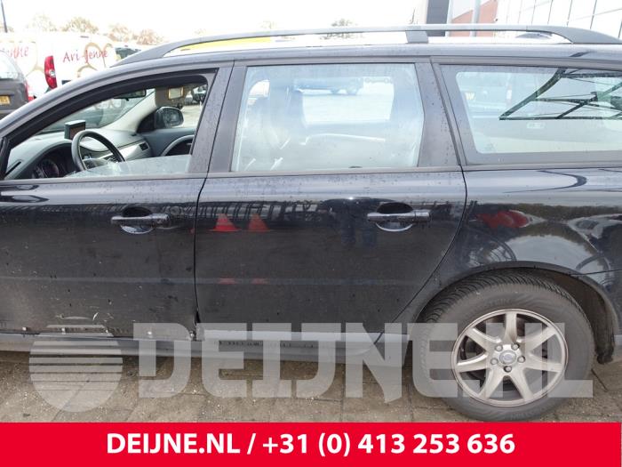 Volvo V70 Tür 4-türig links hinten O284792