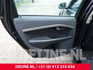Volvo V70 Rear door 4-door, left O284792 photo 2