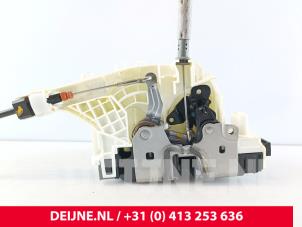 Mercedes Sprinter Deurslot Mechaniek 2Deurs rechts O284652 foto 2
