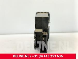 Volvo C70 Mistlamp Schakelaar O284824 foto 3