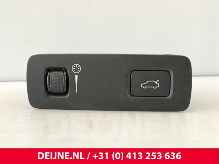 Volvo XC60 Schakelaar achterklep O284937