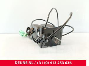Volvo V50 Sicherheitsgurt Schließe Mitte hinten O285129 foto 2