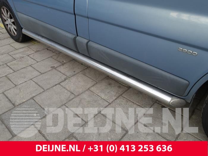 Opel Vivaro Sidebar O285179