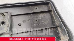 Volvo C40 Kentekenplaathouder voor O285210 foto 2