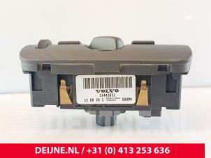 Volvo V40 Light switch O285211 photo 3