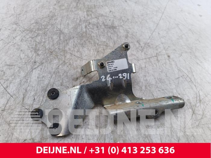 Lynk & Co 01 Steun (diversen) O285224