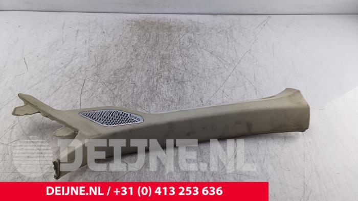 Lynk & Co 01 A-pillar cover, right O285225