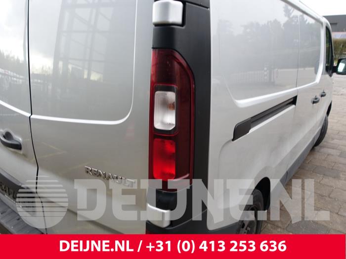 Renault Trafic Rücklicht rechts O285257