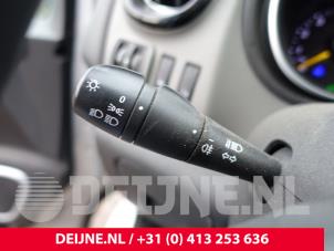 Renault Trafic Combischakelaar Stuurkolom O285264 foto 3