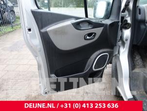 Renault Trafic Portier 2Deurs links O285281 foto 2