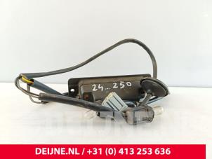 Volvo S60 Schalter Heckklappe O285340 foto 2