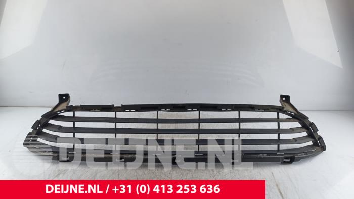 Renault Express Bumper grille O285348