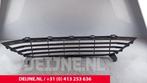 Renault Express Bumper grille O285348 photo 2