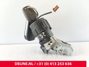 Peugeot Partner Ignition lock + key O285531 photo 3