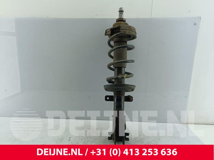 Opel Vivaro Stoßdämpferstrebe links vorne O285507