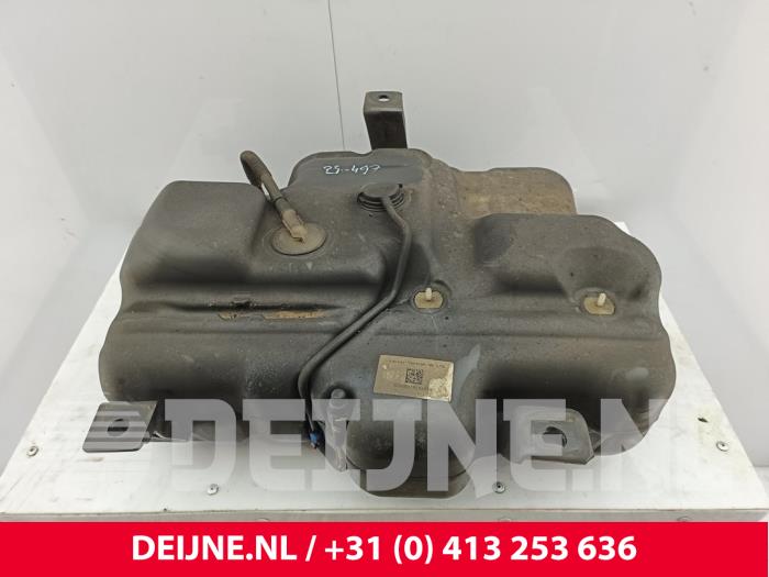 Renault Trafic Adblue tank O285556