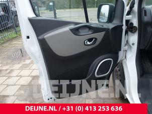 Renault Trafic Portier 2Deurs links O285599 foto 2
