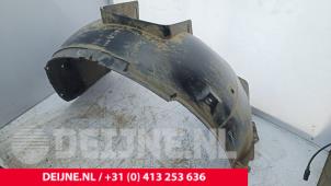 Volkswagen Transporter Wheel arch liner O285743 photo 2