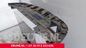 Opel Vivaro Bumper onderplaat O285764 foto 3