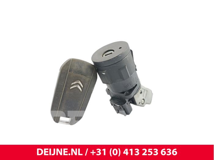 Citroen Berlingo Kontaktslot+Sleutel O285804