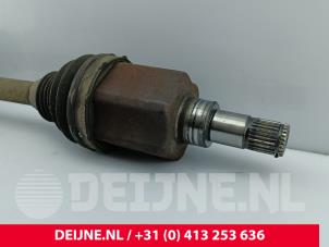 Volvo V40 Front drive shaft, left O285880 photo 3