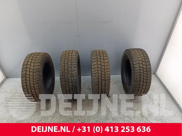 Diversen Diversen Reifen Set O285943