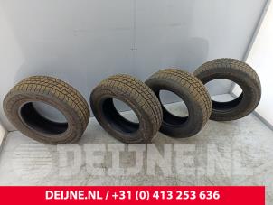 Diverse Reifen Set O285943 foto 3