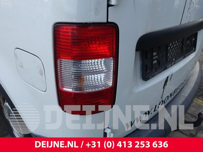 Volkswagen Caddy Taillight, left O285958