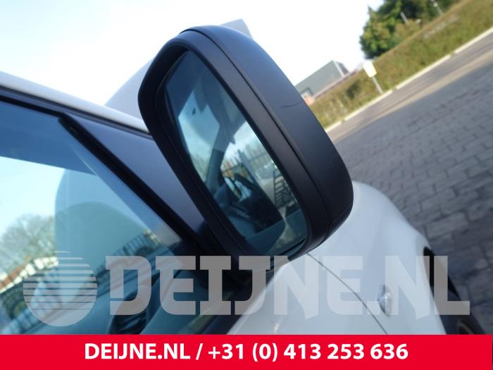 Volkswagen Caddy Wing mirror, right O285966