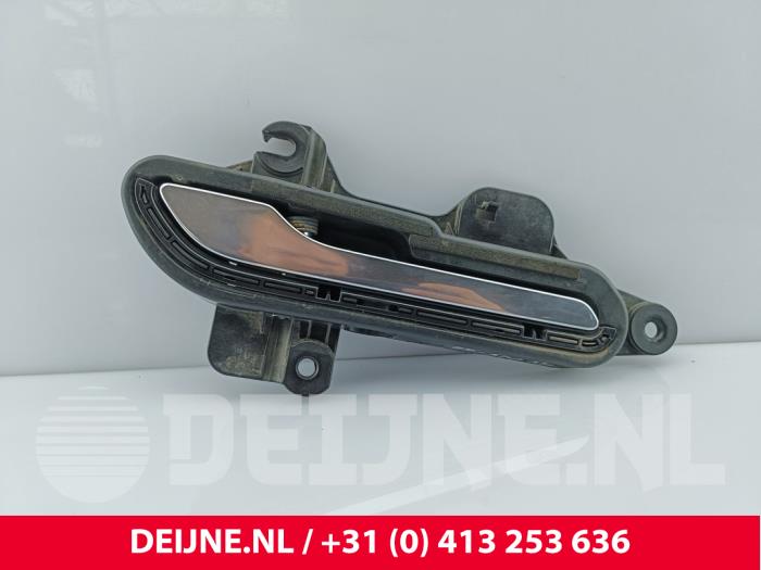Tesla Model 3 Türgriff 4-türig rechts vorne O286099